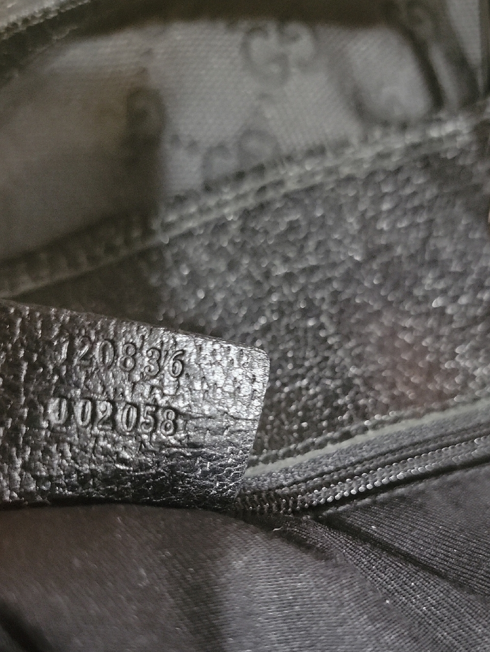 🌵Gucci Black GG Monogram Tote with Silver Hardware - Picture 10 of 15